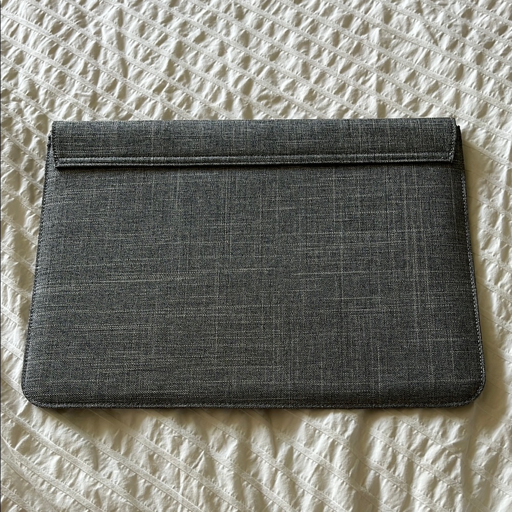 Herschel Supply Company Gray Spokane Laptop Sleeve - Picture 5 of 5
